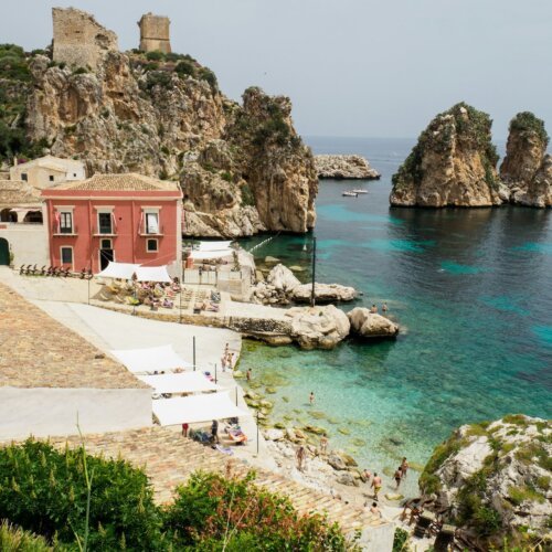 Sicily travel guide with beautiful views